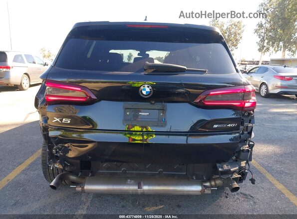 5UXCR4C07P9R10285 2023 BMW X5 Black Widok z przodu