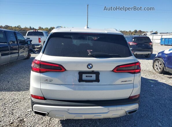 5UXCR4C08LLW64246 2020 BMW X5 White Вид ззаду
