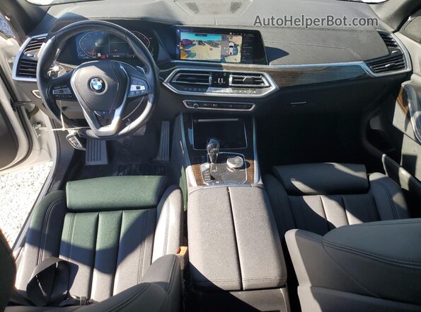 5UXCR4C08LLW64246 2020 BMW X5 White Вид панелі приладів