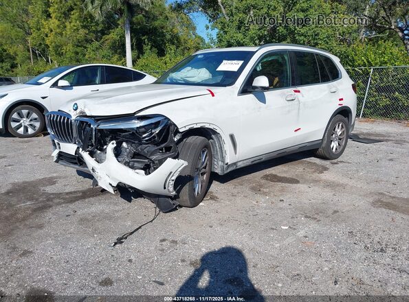 5UXCR6C01P9P47998 2023 BMW X5 White Առջևի ձախ երեք քառորդ տեսարան