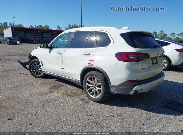 5UXCR6C01P9P47998 2023 BMW X5 White Հետևի ձախ