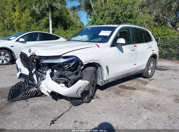 5UXCR6C01P9P47998 2023 BMW X5 White 