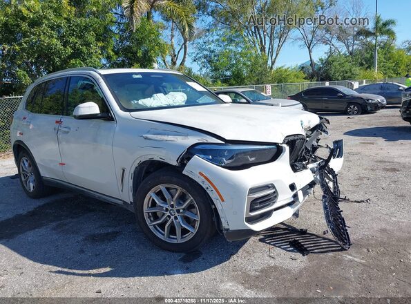 5UXCR6C01P9P47998 2023 BMW X5 White 