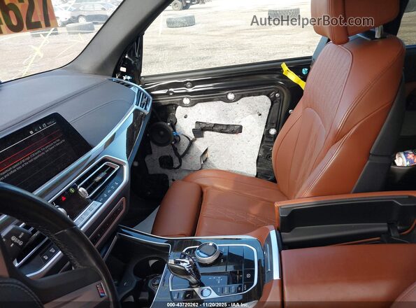 5UXCR6C01P9R32620 2023 BMW X5 Black 
