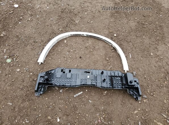 5UXCR6C01P9R78965 2023 BMW X5 White Շարժիչի բաժամունքի տեսք