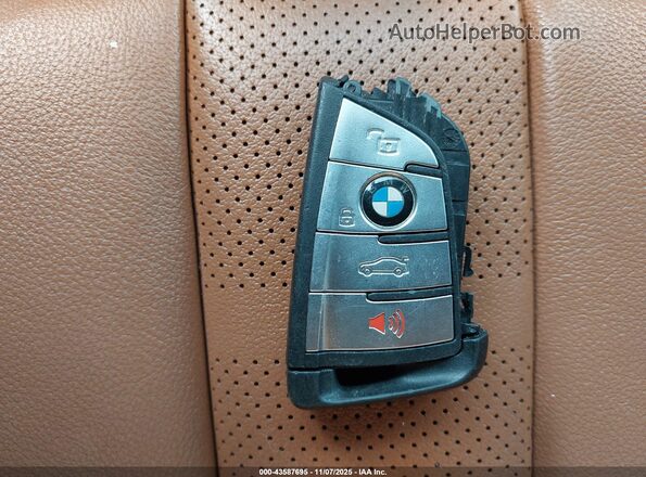 5UXCR6C06N9M28271 2022 BMW X5 Navy Widok deski rozdzielczej