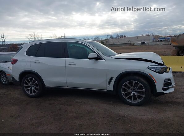 5UXCR6C07M9F36691 2021 BMW X5 White Սալոնի հետևի տեսք
