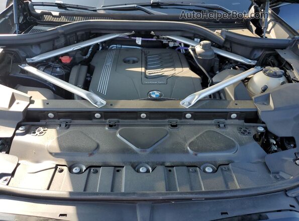 5UXCR6C08P9P77466 2023 BMW X5 Black Vista del compartimento del motor