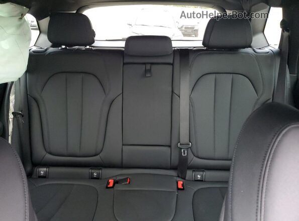 5UXCR6C09L9C52154 2020 BMW X5 Black Вид задніх сидінь