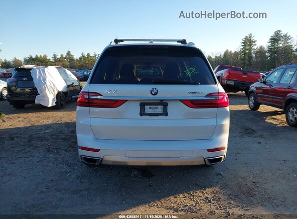 5UXCW2C02N9L06072 2022 BMW X7 White 