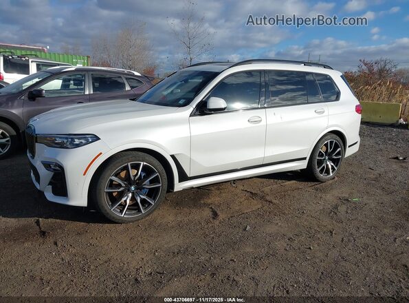5UXCW2C02N9M47322 2022 BMW X7 White Przód lewy