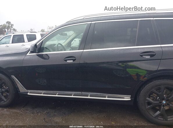 5UXCW2C03M9F75439 2021 BMW X7 Черный 