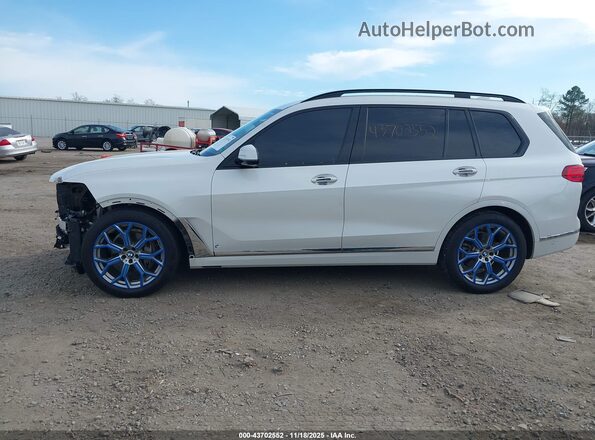 5UXCW2C04L9C89761 2020 BMW X7 White 