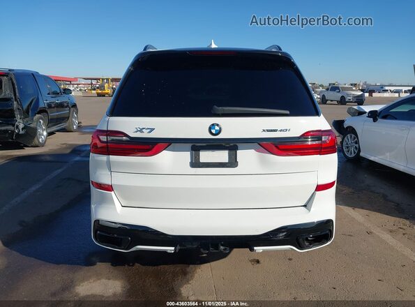 5UXCW2C04N9K17913 2022 BMW X7 Белый 