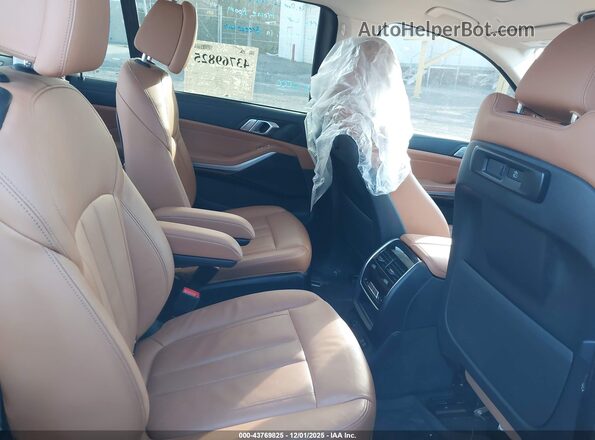 5UXCW2C04N9M81391 2022 BMW X7 Black VIN კოდის სტიკერის ხედი