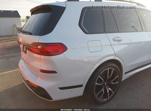 5UXCW2C05N9M14363 2022 BMW X7 White Tył prawy