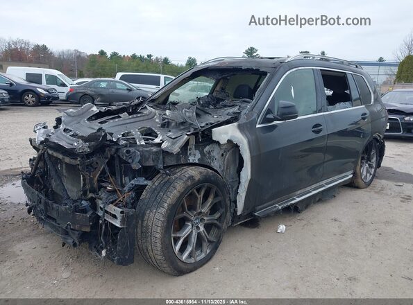 5UXCW2C06L9B40493 2020 BMW X7 Black Widok z przodu