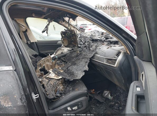 5UXCW2C06L9B40493 2020 BMW X7 Black Widok wnętrza z przodu