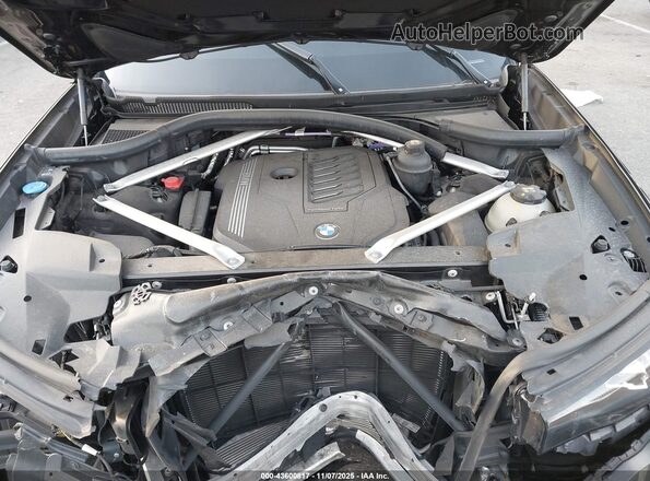 5UXCW2C06N9L13252 2022 BMW X7 Black Вид ззаду
