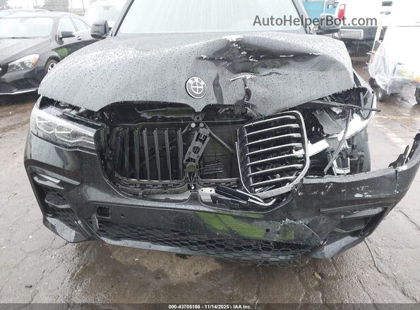 5UXCW2C08N9J22397 2022 BMW X7 Black წინა ხედი