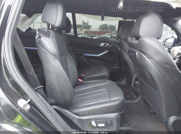 5UXCW2C08N9J22397 2022 BMW X7 Black VIN კოდის სტიკერის ხედი