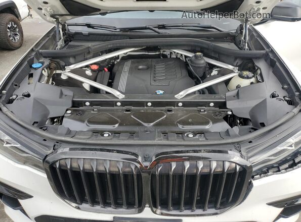 5UXCW2C09L9C21374 2020 BMW X7 White Շարժիչի բաժամունքի տեսք