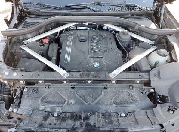 5UXCW2C09N9K03117 2022 BMW X7 Черный Вид задней части салона
