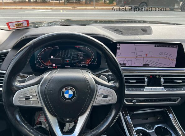 5UXCW2C56KL088423 2019 BMW X7 Черный Вид салона спереди