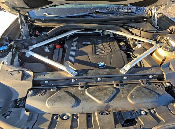 5UXCW2C57KL086101 2019 BMW X7 White Vista del compartimento del motor