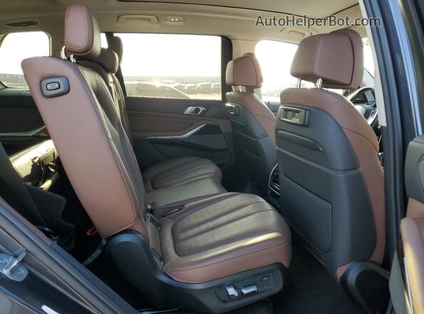 5UXCX4C58KLS38315 2019 BMW X7 Charcoal Սալոնի հետևի տեսք