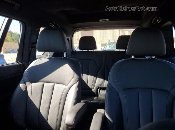 5UXCX6C07L9C64289 2020 BMW X7 Gray Հետևի նստատեղերի տեսք
