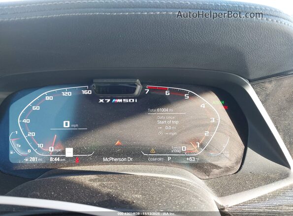 5UXCX6C08N9L67804 2022 BMW X7 Blue Vista de los asientos traseros