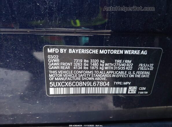 5UXCX6C08N9L67804 2022 BMW X7 Blue Vista del compartimento del motor