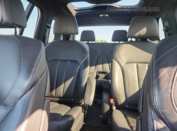 5UXCX6C09L9B14040 2020 BMW X7 Black Вид задніх сидінь