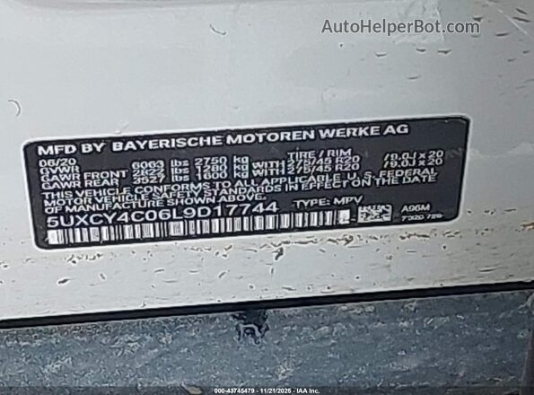 5UXCY4C06L9D17744 2020 BMW X6 White Widok komory silnika