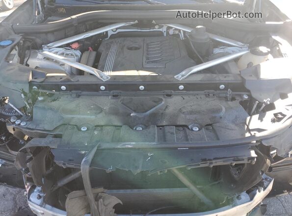 5UXCY4C07L9B92589 2020 BMW X6 White Սալոնի հետևի տեսք