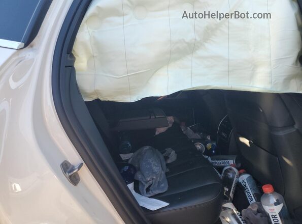5UXCY4C07L9B92589 2020 BMW X6 White Հետևի նստատեղերի տեսք