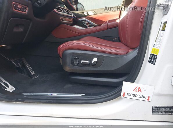 5UXCY6C01M9F95433 2021 BMW X6 White Սարքավորումների վահանակի տեսք