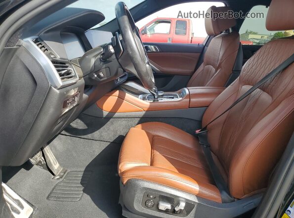 5UXCY6C07N9M31036 2022 BMW X6 Black Front interior view