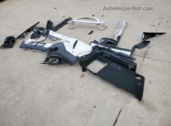 5UXCY6C08P9N77173 2023 BMW X6 White Widok naklejki z numerem VIN