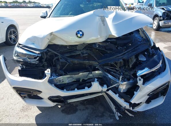 5UXCY6C09P9R58739 2023 BMW X6 Белый Вид спереди