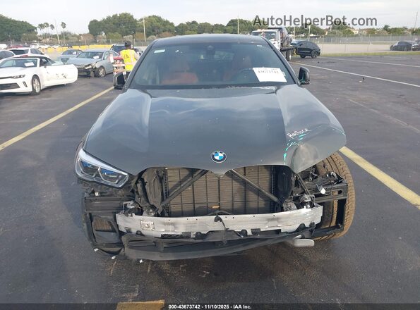 5UXCY8C09M9G82198 2021 BMW X6 Серый Вид спереди