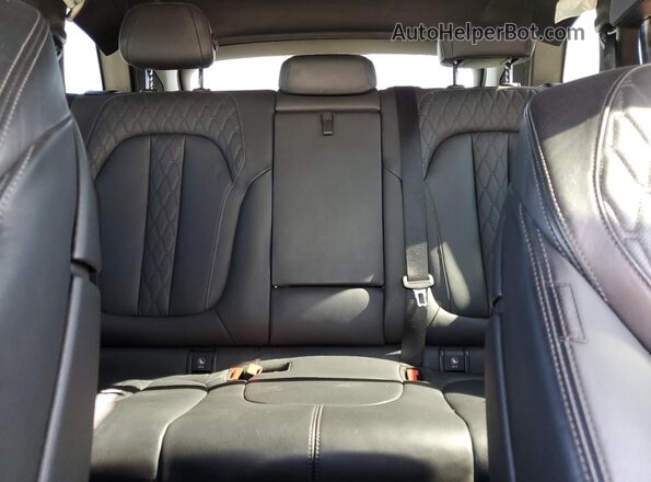 5UXJU4C08P9P90504 2023 BMW X5 White Հետևի նստատեղերի տեսք