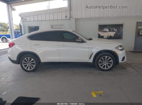 5UXKU0C30H0F99806 2017 BMW X6 White უკანა სალონის ხედი