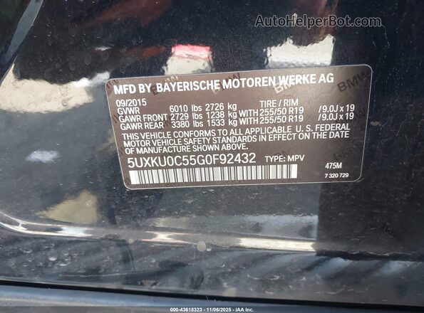 5UXKU0C55G0F92432 2016 BMW X6 Black Vista del compartimento del motor