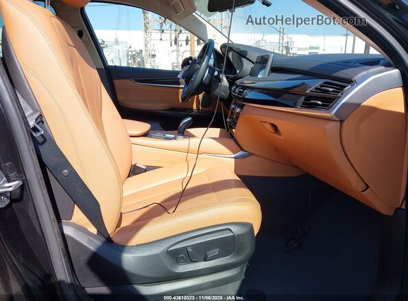 5UXKU0C55G0F92432 2016 BMW X6 Black Vista interior delantera