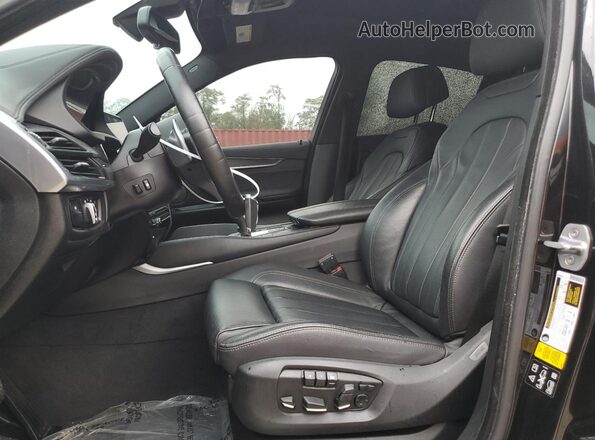 5UXKU2C37H0U29340 2017 BMW X6 Черный Вид салона спереди