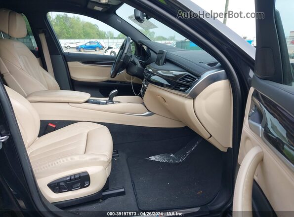 5UXKU2C39H0X47346 2017 BMW X6 Black Vista interior delantera