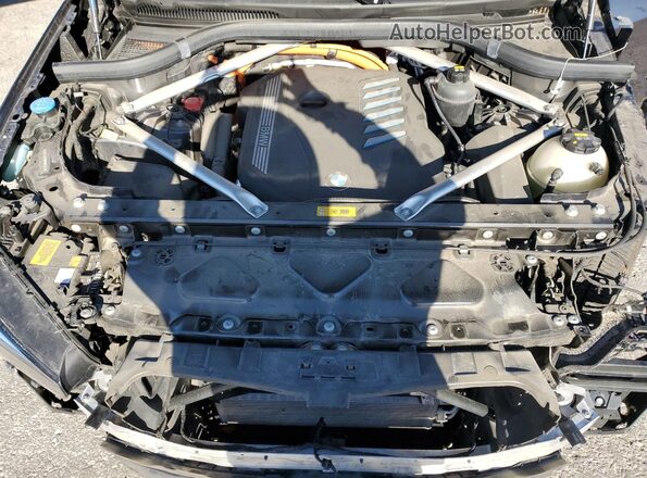 5UXTA6C00N9M88375 2022 BMW X5 Gray Engine compartment view