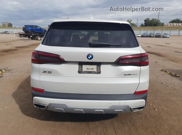 5UXTA6C01N9J65792 2022 BMW X5 White Widok z tyłu